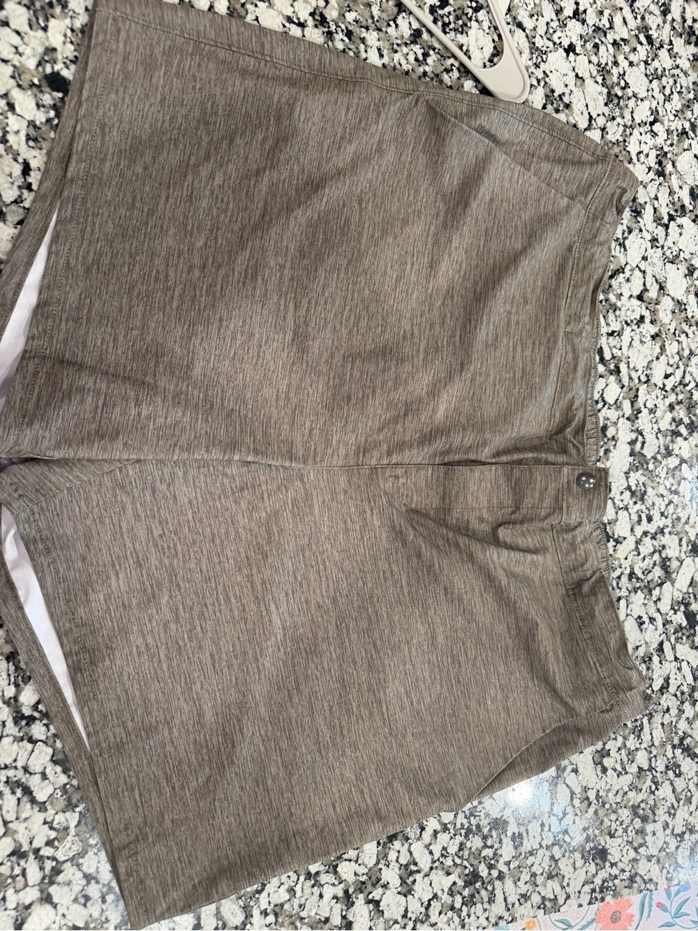 Land’s End Men’s Performance Shorts Olive Green XXl 44-46